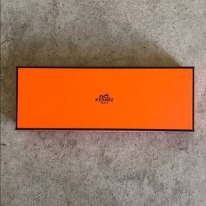 Hermès Box 🧡BRAND NEW. PERFECT CONDITION🧡